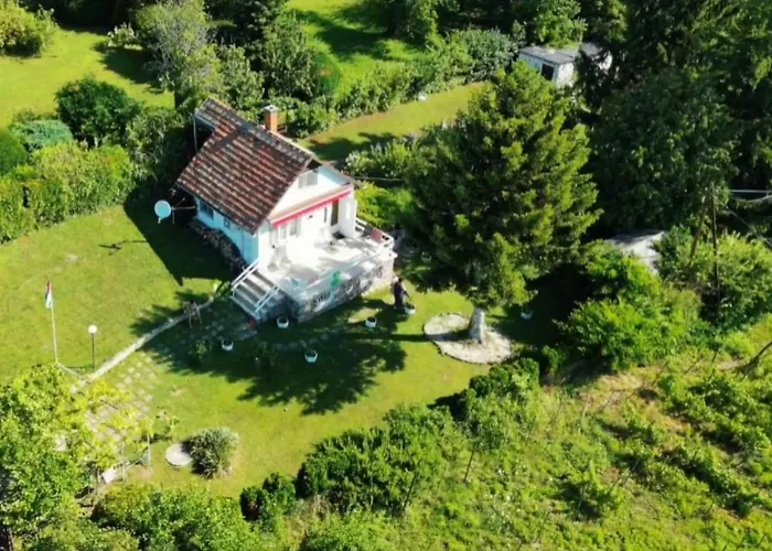 Retrospektiv Prázdninový dům *